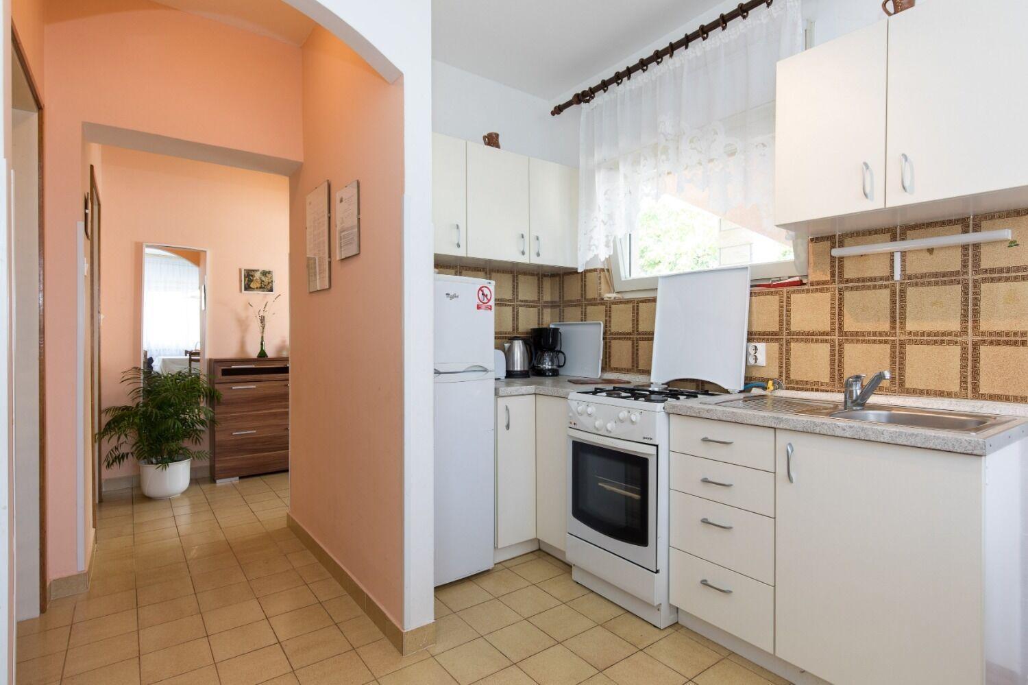Apartments Kate - 100 M From Beach Malinska Exterior photo